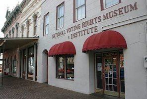 Discount hotels and attractions in Selma, Alabama