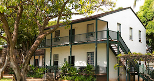 Discount hotels and attractions in Lahaina, Hawaii